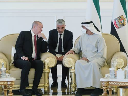 Erdoğan, BAE Devlet Başkanı Al Nahyan’la bir araya geldi