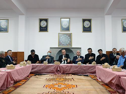 Cumhurbaşkanı Erdoğan, Muharrem ayı iftarına katıldı